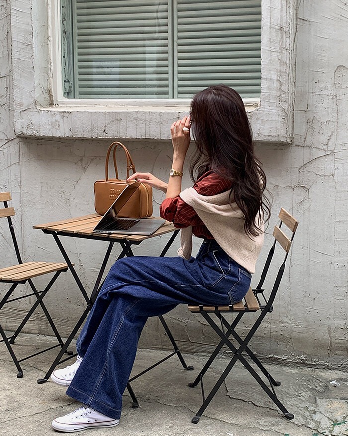 5 kiểu giày tôi đảm bảo người theo phong cách tối giản sẽ thích: Trẻ trung và còn giúp cả outfit sang hơn hẳn- Ảnh 9.