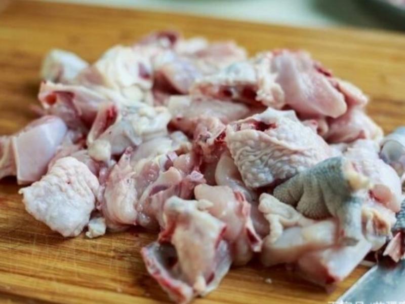 Bữa cơm mùa đông, khuyên bạn nên ăn 4 món "nóng" này để cấp ẩm cho da khô, giải nhiệt bên trong cơ thể- Ảnh 21.