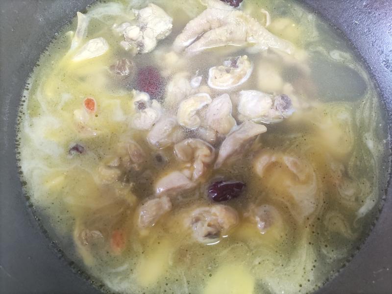 Bữa cơm mùa đông, khuyên bạn nên ăn 4 món "nóng" này để cấp ẩm cho da khô, giải nhiệt bên trong cơ thể- Ảnh 24.