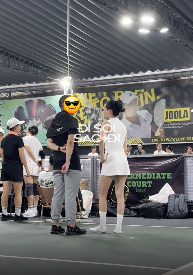 Độc quyền: Bắt gặp Hiền Hồ xuất hiện “như hình với bóng” với trai lạ trên sân Pickleball- Ảnh 4.