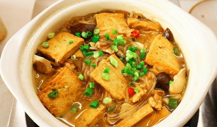 Bữa cơm mùa đông, khuyên bạn nên ăn 4 món "nóng" này để cấp ẩm cho da khô, giải nhiệt bên trong cơ thể- Ảnh 14.