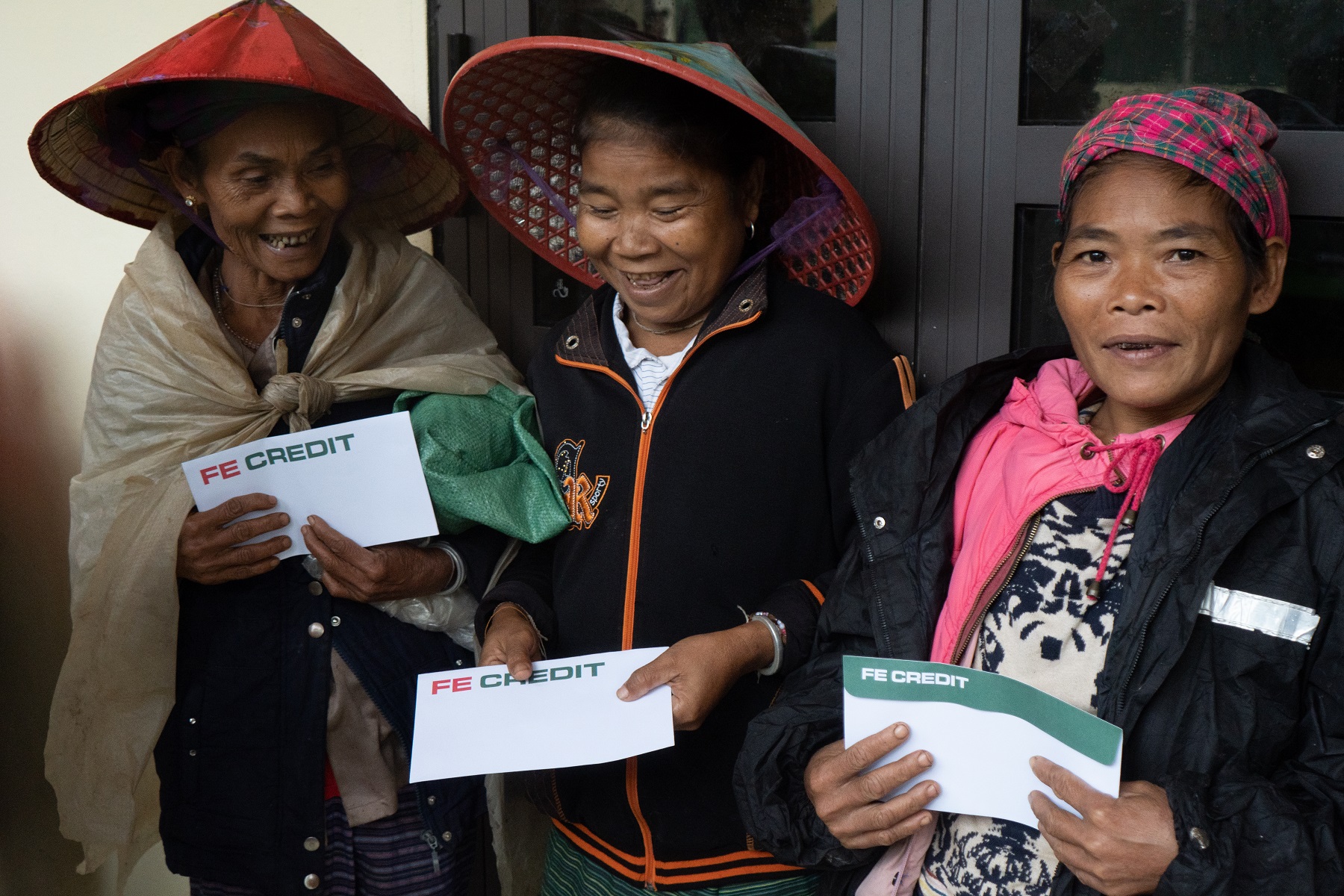 FE CREDIT tiếp sức người dân vùng lũ trên hành trình phục hồi sinh kế- Ảnh 2.