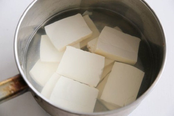 4 dấu hiệu đậu phụ "có vấn đề", rẻ mấy cũng KHÔNG MUA- Ảnh 2.