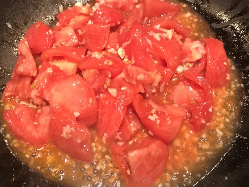 Bữa cơm mùa đông, khuyên bạn nên ăn 4 món "nóng" này để cấp ẩm cho da khô, giải nhiệt bên trong cơ thể- Ảnh 17.