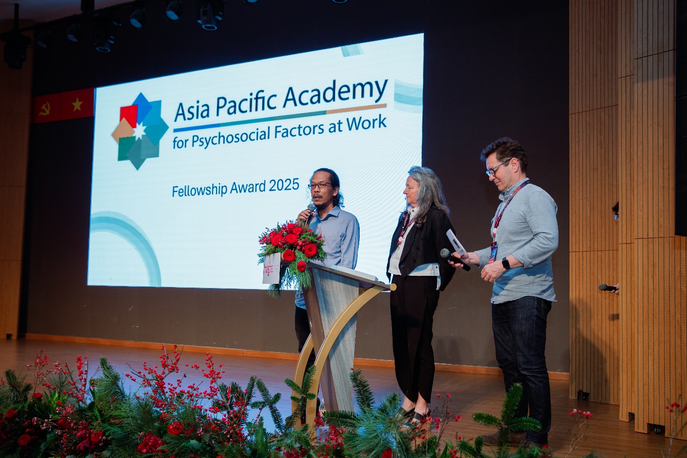 Tổn hại tâm lý nơi làm việc đến từ đâu?- Ảnh 2.