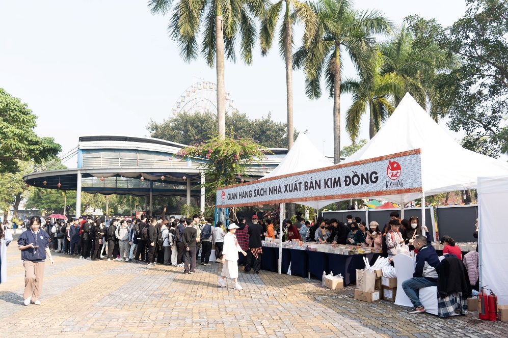 Ambedo Fiesta mùa 6: Furry Friends, Lễ hội sáng tạo & cộng đồng của Gen Z Hà Nội đổ bộ Công viên Hồ Tây- Ảnh 5.