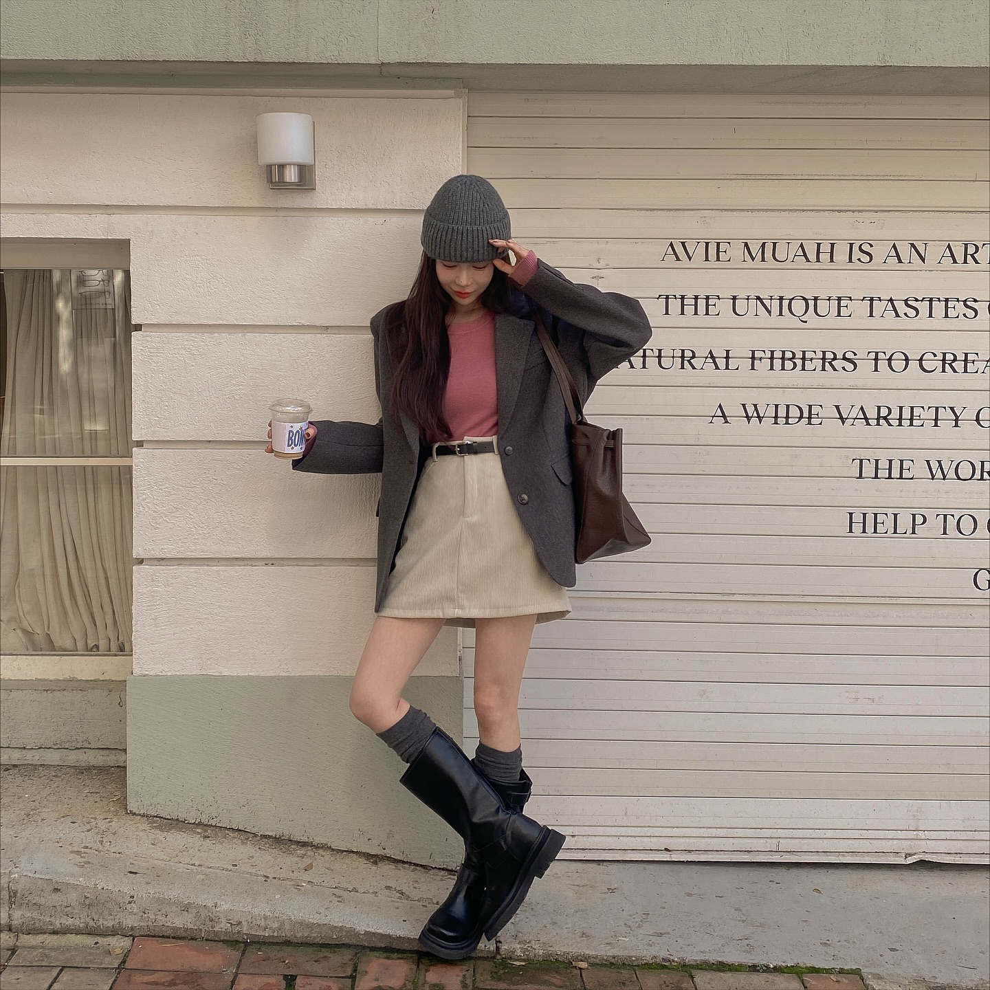 5 cách diện chân váy ngắn nổi bật và siêu tôn dáng, càng gần tới năm mới càng nên ghim- Ảnh 1. 5 cách diện chân váy ngắn nổi bật và siêu tôn dáng, càng gần tới năm mới càng nên ghim- Ảnh 1.