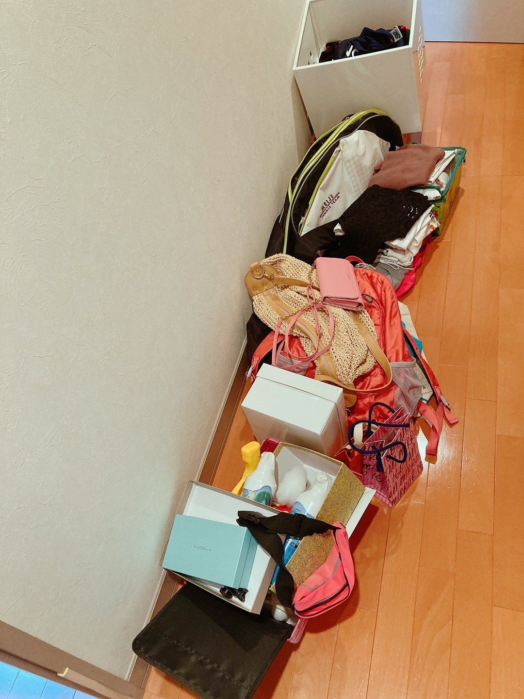 Tôi 40 tuổi, chuyển sang sống tối giản - tiết kiệm đúng cách giúp tôi cân bằng tài chính và hạnh phúc hơn- Ảnh 3.