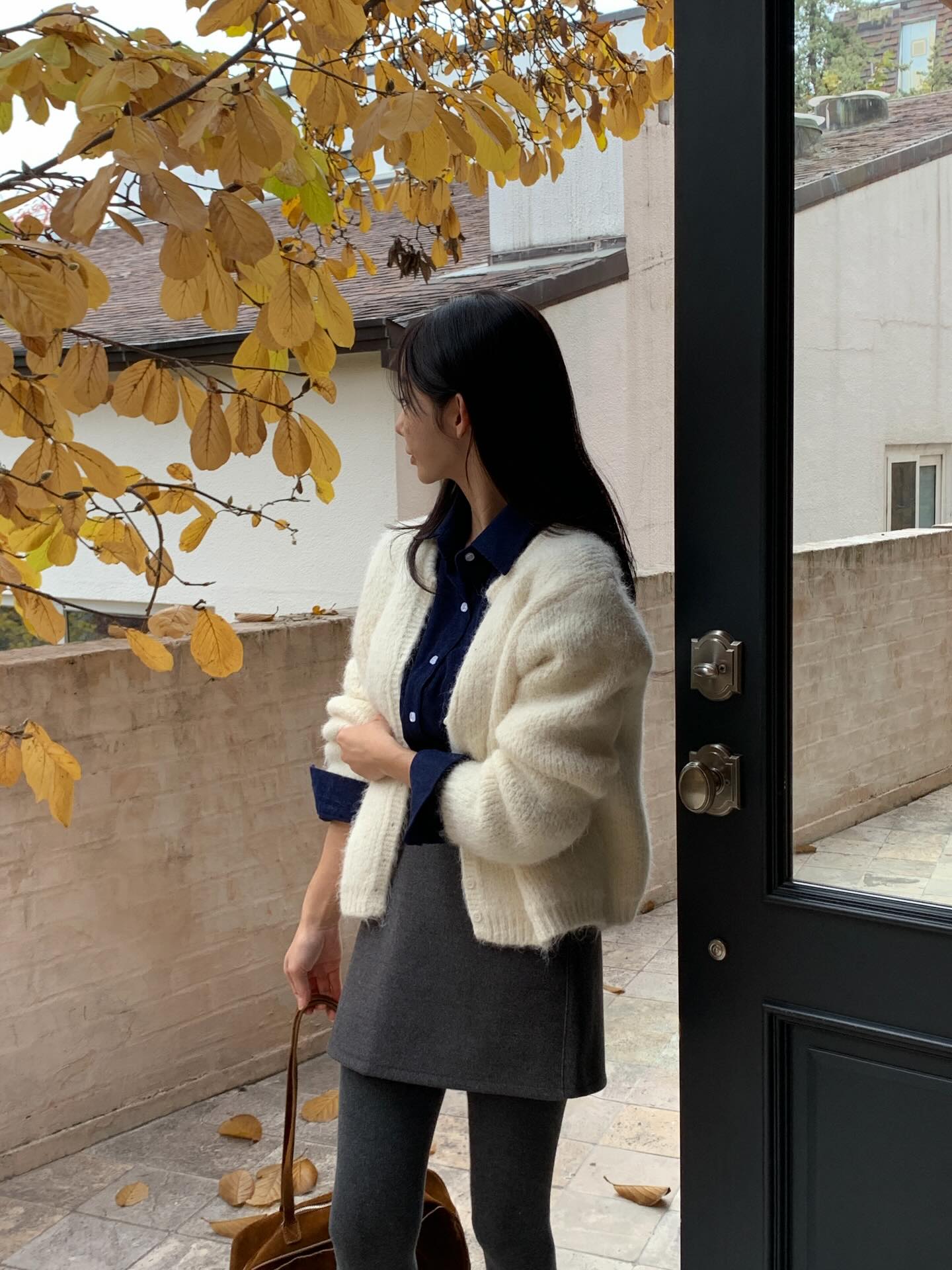 5 cách diện chân váy ngắn nổi bật và siêu tôn dáng, càng gần tới năm mới càng nên ghim- Ảnh 7. 5 cách diện chân váy ngắn nổi bật và siêu tôn dáng, càng gần tới năm mới càng nên ghim- Ảnh 7.