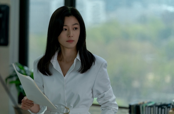 4 nữ chính phim Hàn mặc đẹp nhất 2025, nhắc đến mỹ nhân số 3 là nghĩ ngay tới sự sang chảnh- Ảnh 18.