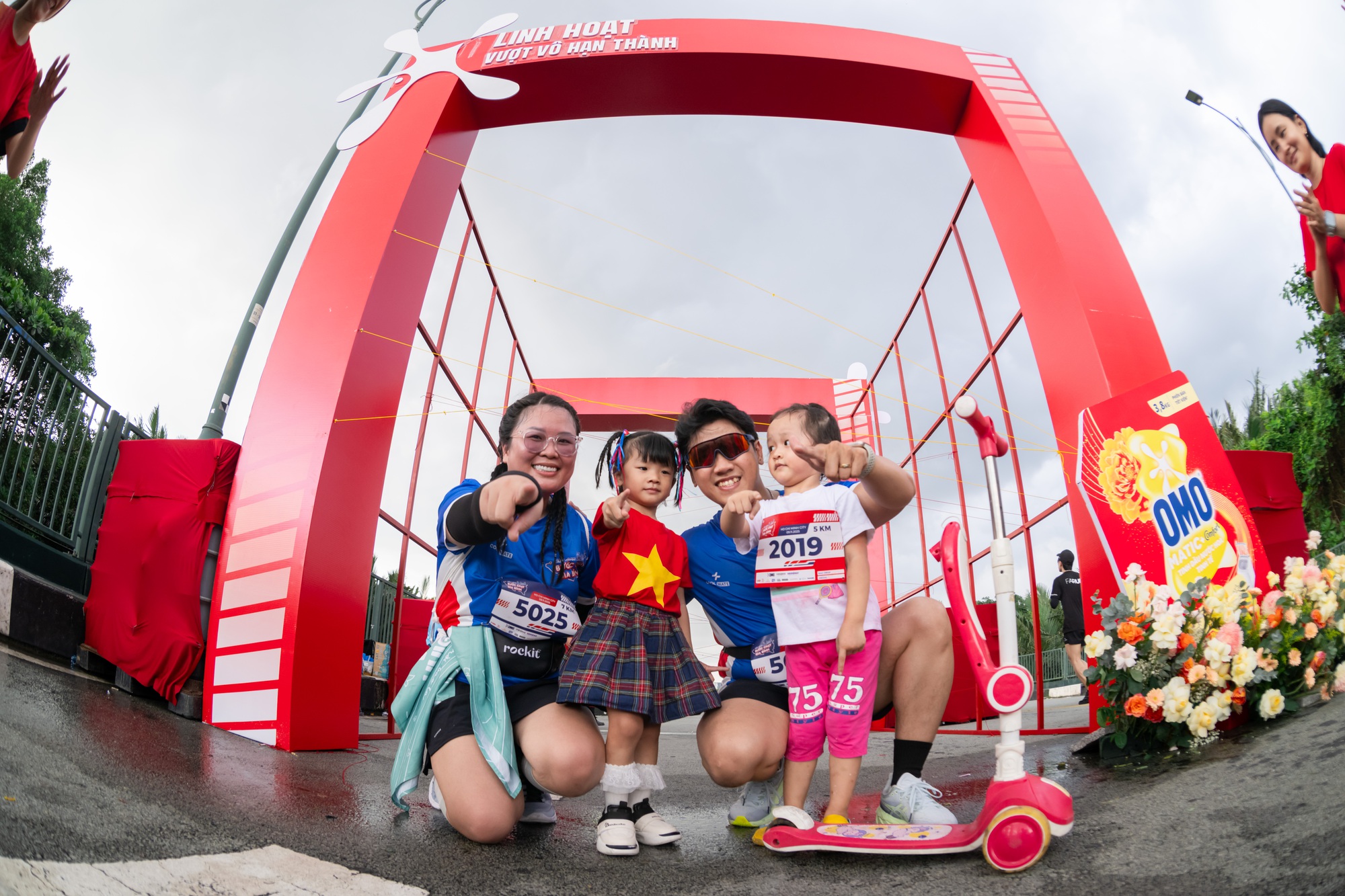 OMO cổ vũ tinh thần “ngại gì bẩn” của gia đình trẻ qua chuỗi hoạt động thể thao- Ảnh 5.