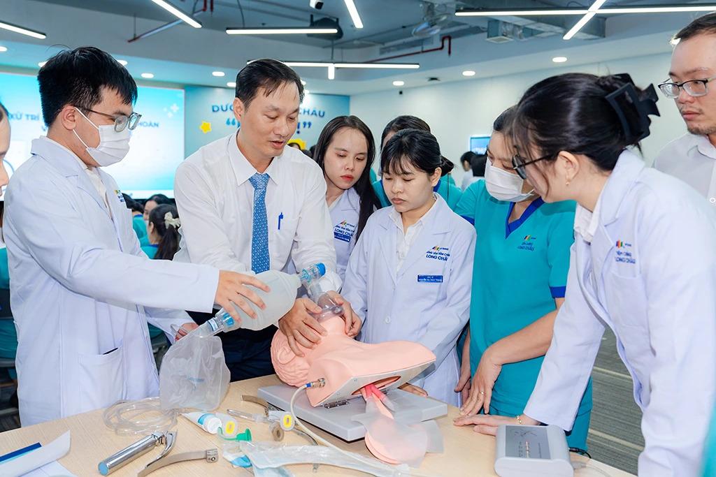 Long Châu nhận Huy hiệu EcoVadis Committed, thắt chặt cam kết phát triển bền vững, minh bạch và trách nhiệm vì sức khỏe người Việt- Ảnh 7.