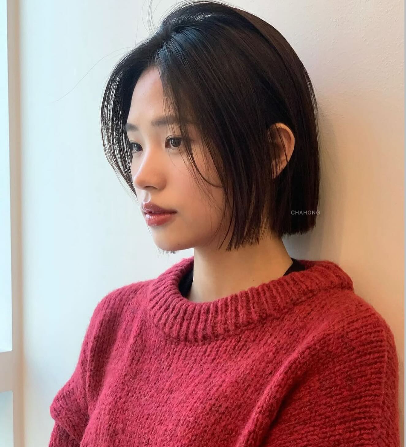 Cắt 5 kiểu tóc này thì mái tóc từ mỏng hóa dày gấp rưỡi, gương mặt cũng nhỏ hơn hẳn- Ảnh 1.