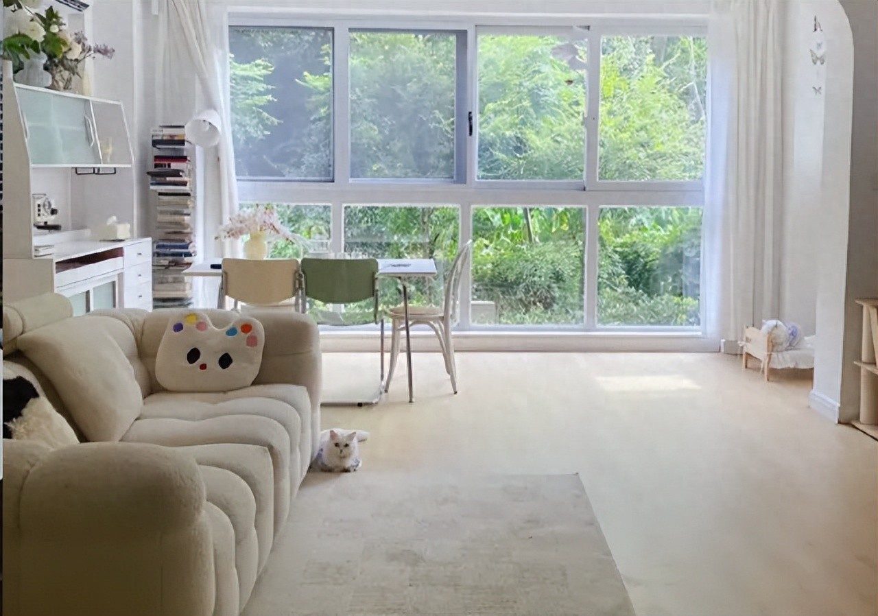 Mẹ Hà Nội chia sẻ: Sau khi chuyển từ tầng 5 lên tầng 25, tôi đã hối hận vô cùng- Ảnh 1.