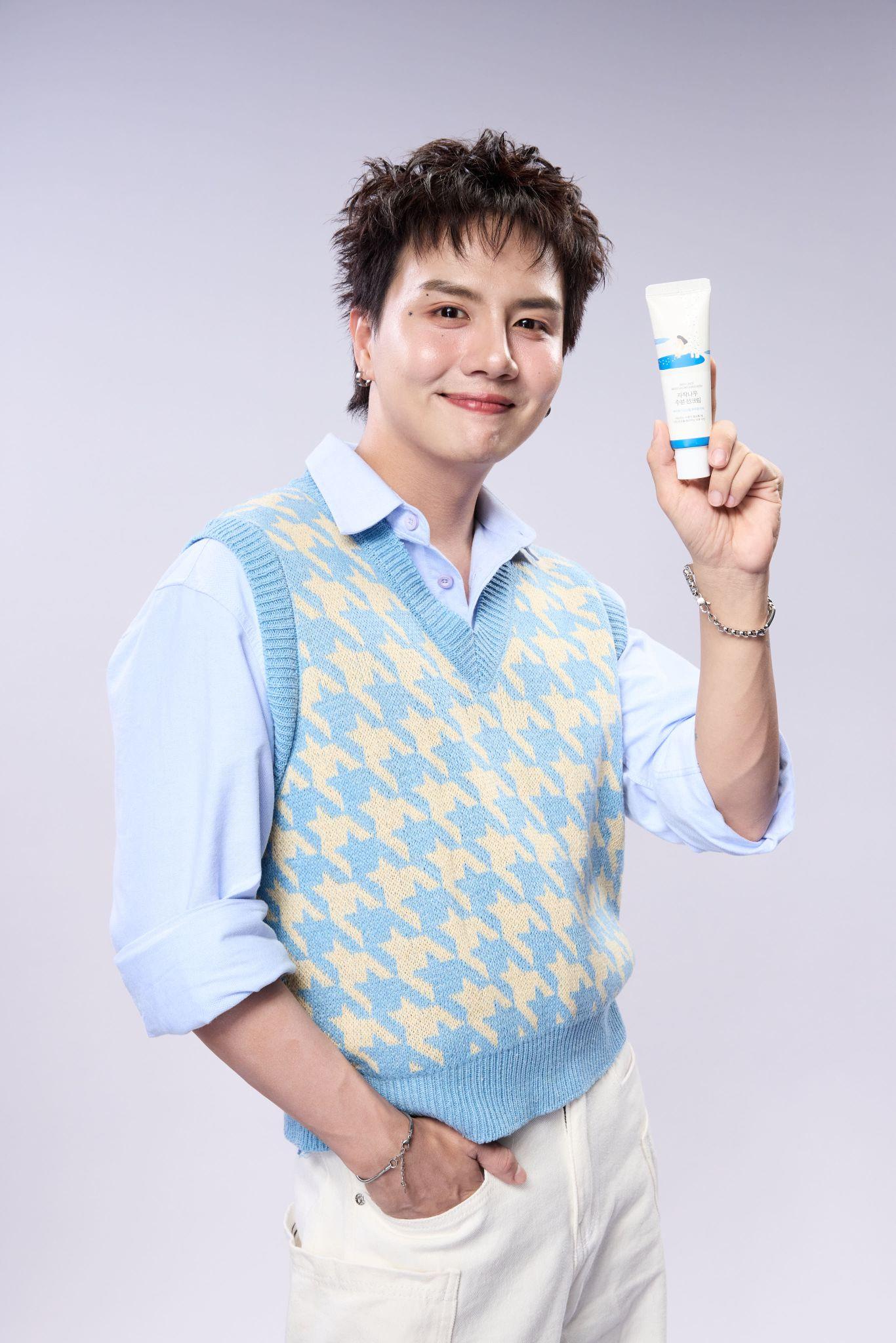 Bí kíp "vượt nắng” khắp Việt Nam cùng Duy Khánh và Round Lab- Ảnh 2.