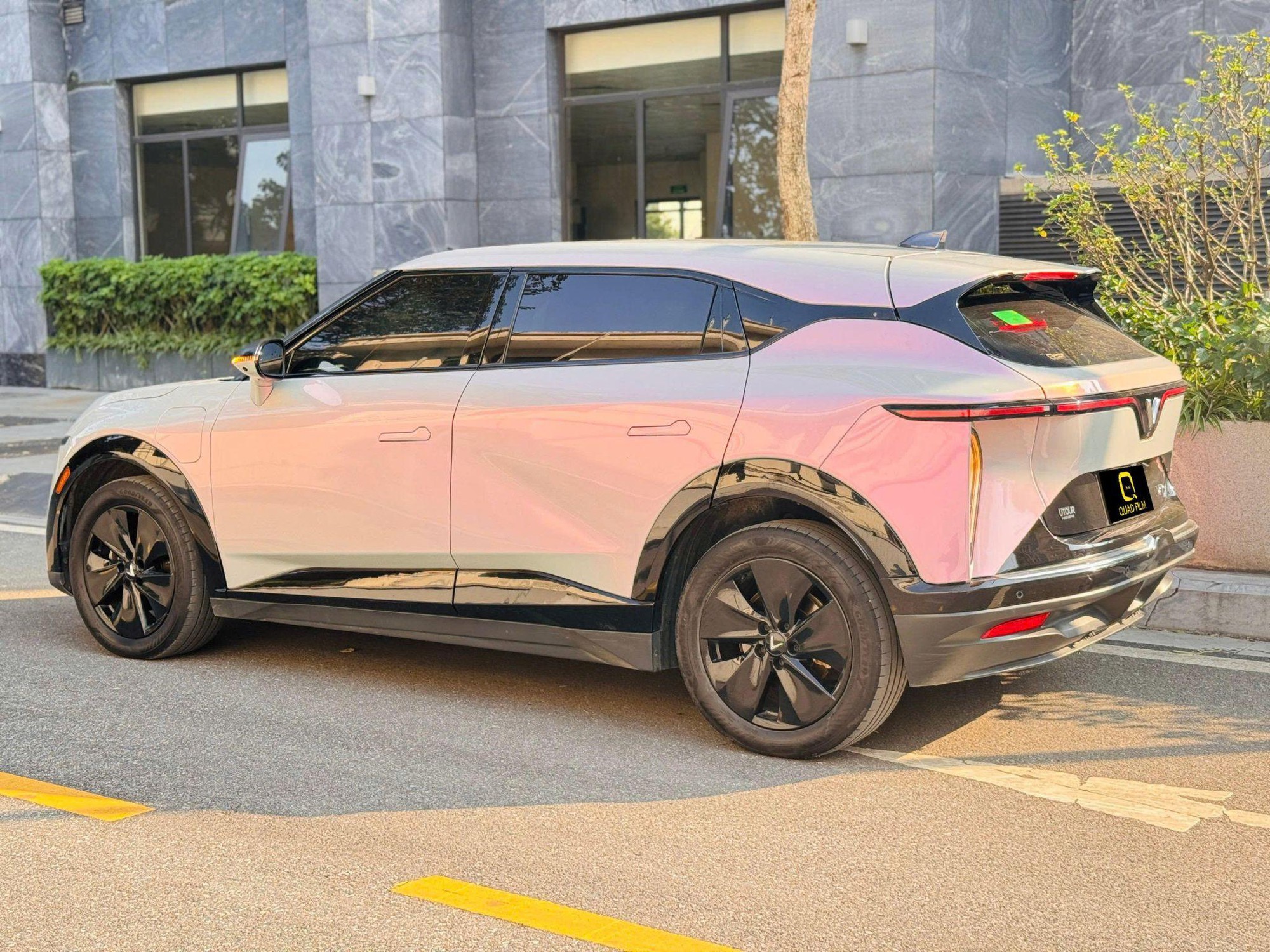 Dán PPF ô tô: Giải pháp bảo vệ sơn xe cao cấp từ QUAD Film USA- Ảnh 4.