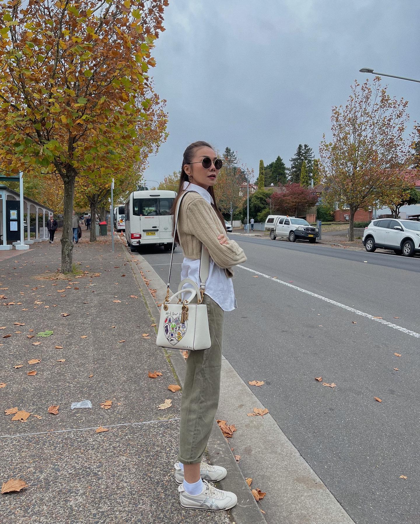 5 món thời trang được các mỹ nhân Việt ngoài 40 mặc nhiều nhất, bảo sao ai cũng trẻ trung hơn tuổi- Ảnh 7.