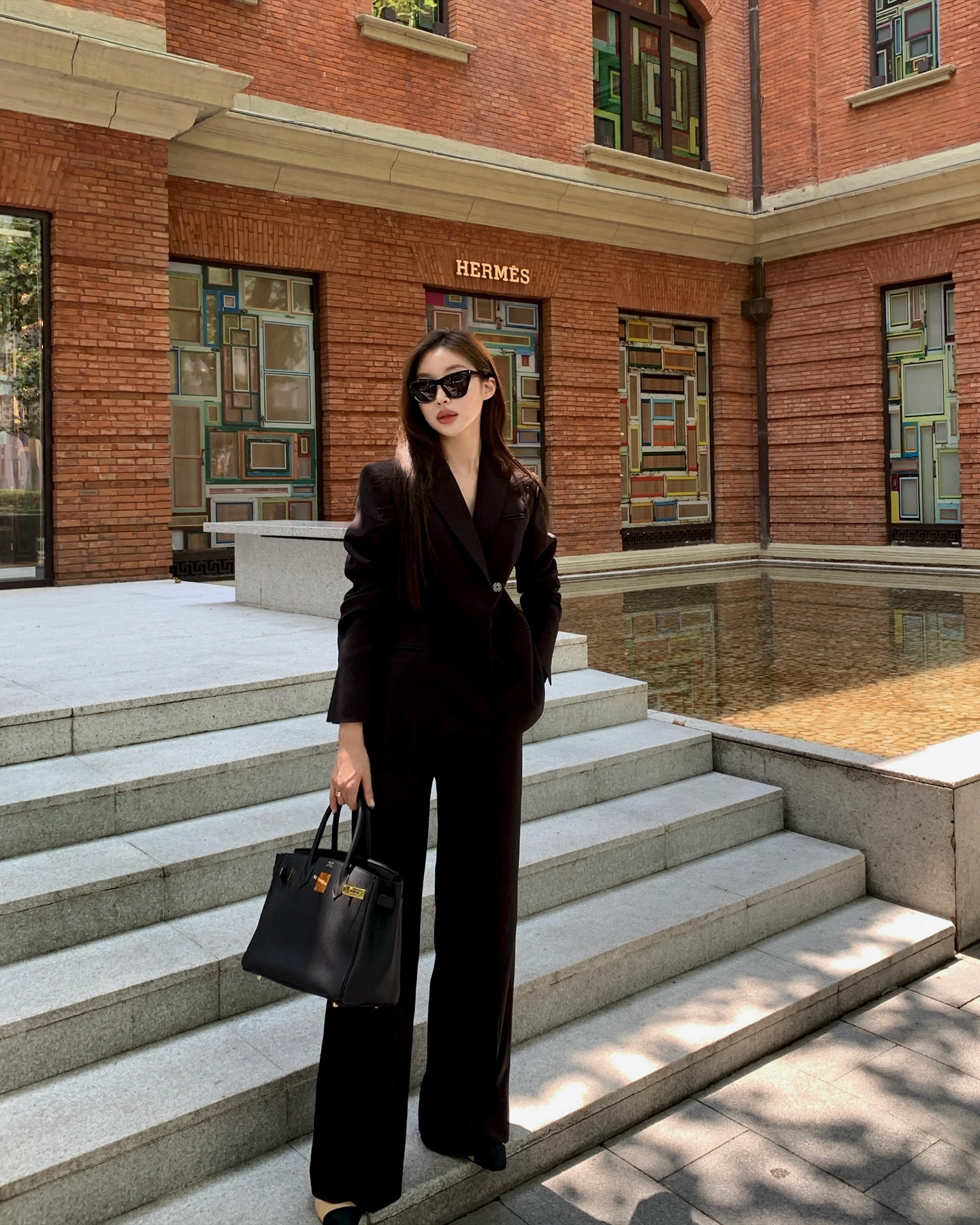 5 combo áo và quần dài cứ mặc là sành điệu cho nàng không thích diện váy- Ảnh 10.