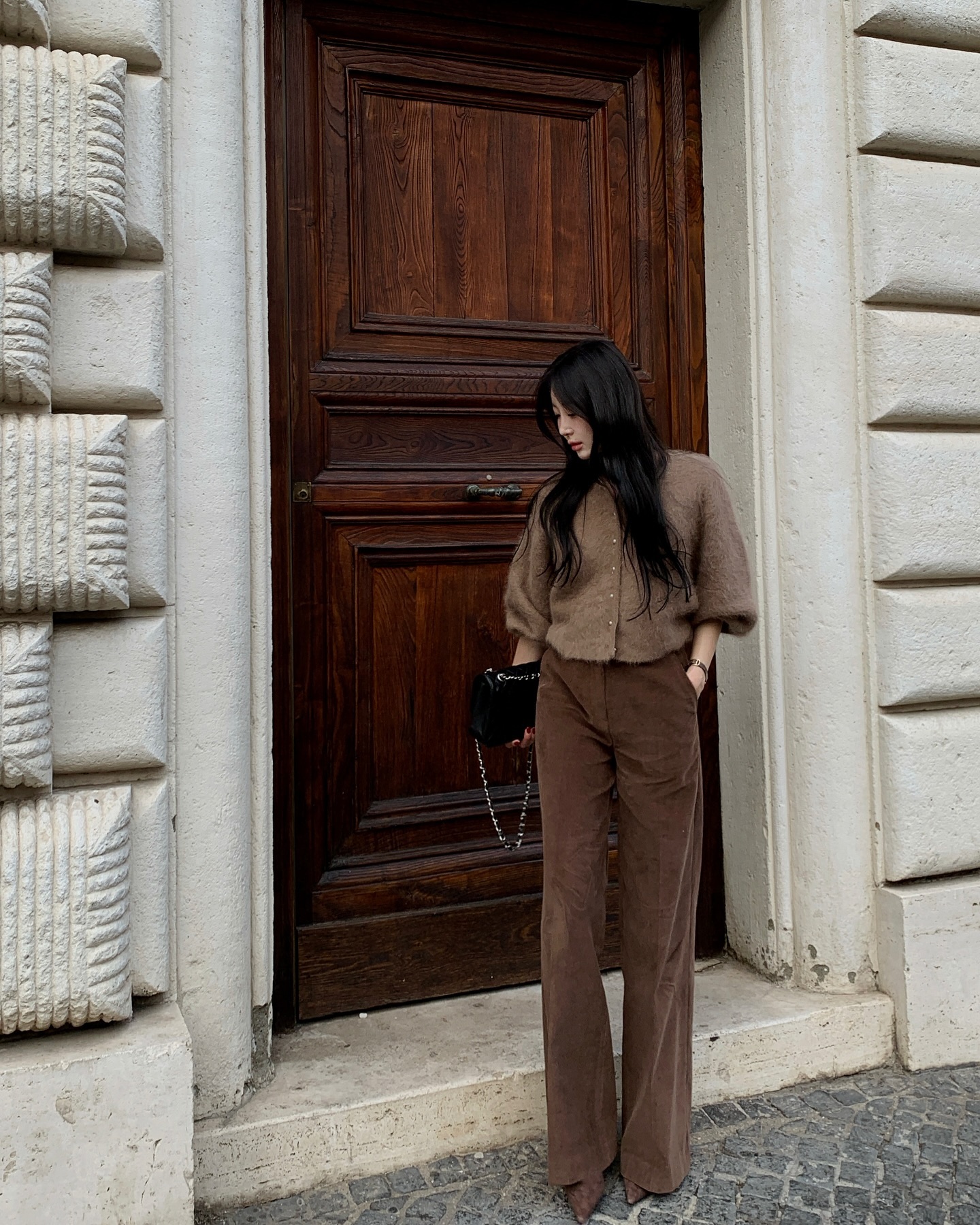 Quần ống rộng có vô vàn nhưng 5 kiểu này mới đáng sắm nhất, phối đồ đơn giản vẫn siêu sang- Ảnh 10.