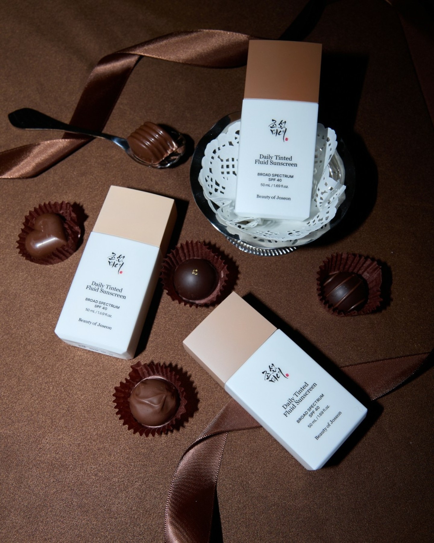 Biết được 5 lọ kem chống nắng không gây bít tắc lỗ chân lông, chị em lười mấy cũng chăm bôi mỗi ngày- Ảnh 5.