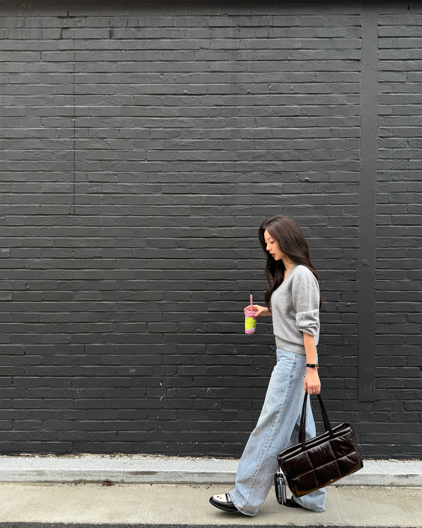 Quần ống rộng có vô vàn nhưng 5 kiểu này mới đáng sắm nhất, phối đồ đơn giản vẫn siêu sang- Ảnh 3.