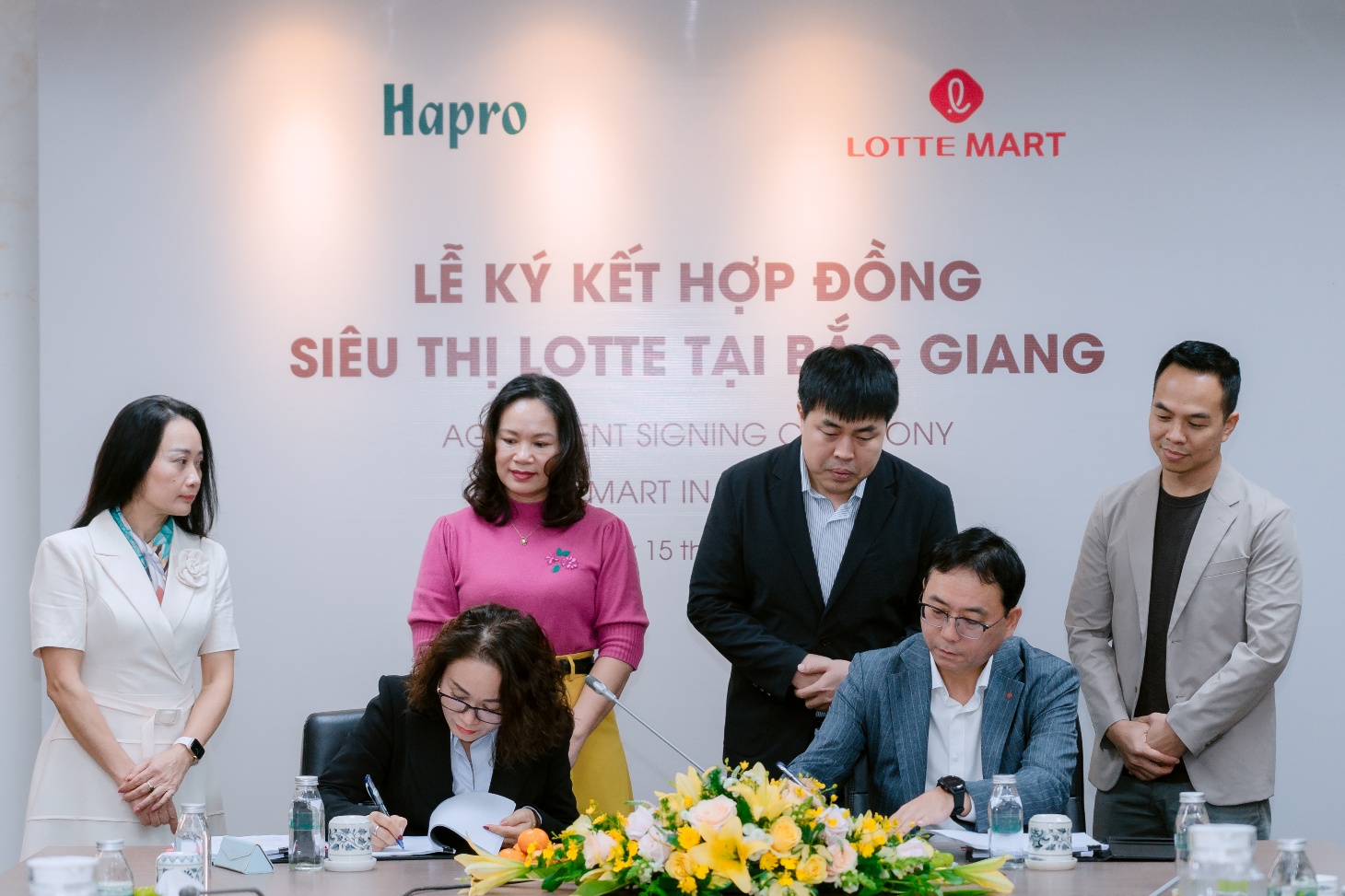 LOTTE MART hợp tác Hapro triển khai mô hình bán lẻ hiện đại tại Bắc Giang- Ảnh 1.