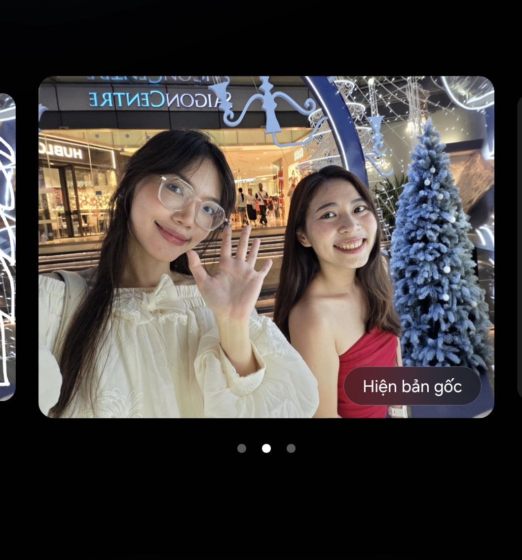 Nhỏ mà có võ, Galaxy Z Flip7 “hoá phép” cả bộ hình cuối năm lung linh trong tích tắc- Ảnh 4.