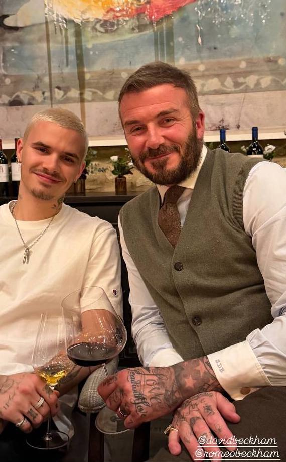 David Beckham ôm con gái cưng Harper thắm thiết- Ảnh 3.