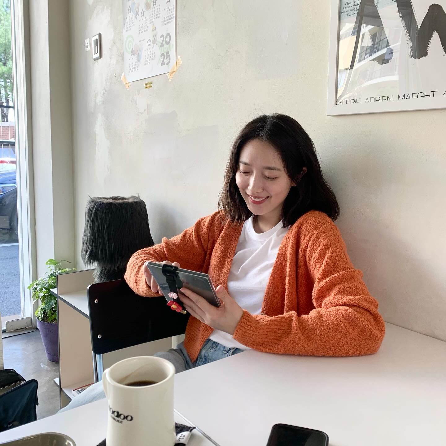 Nữ chính phim Taxi Driver 33 tuổi nhưng trông như nữ sinh, style ngoài đời còn trẻ trung hơn nữa- Ảnh 8.