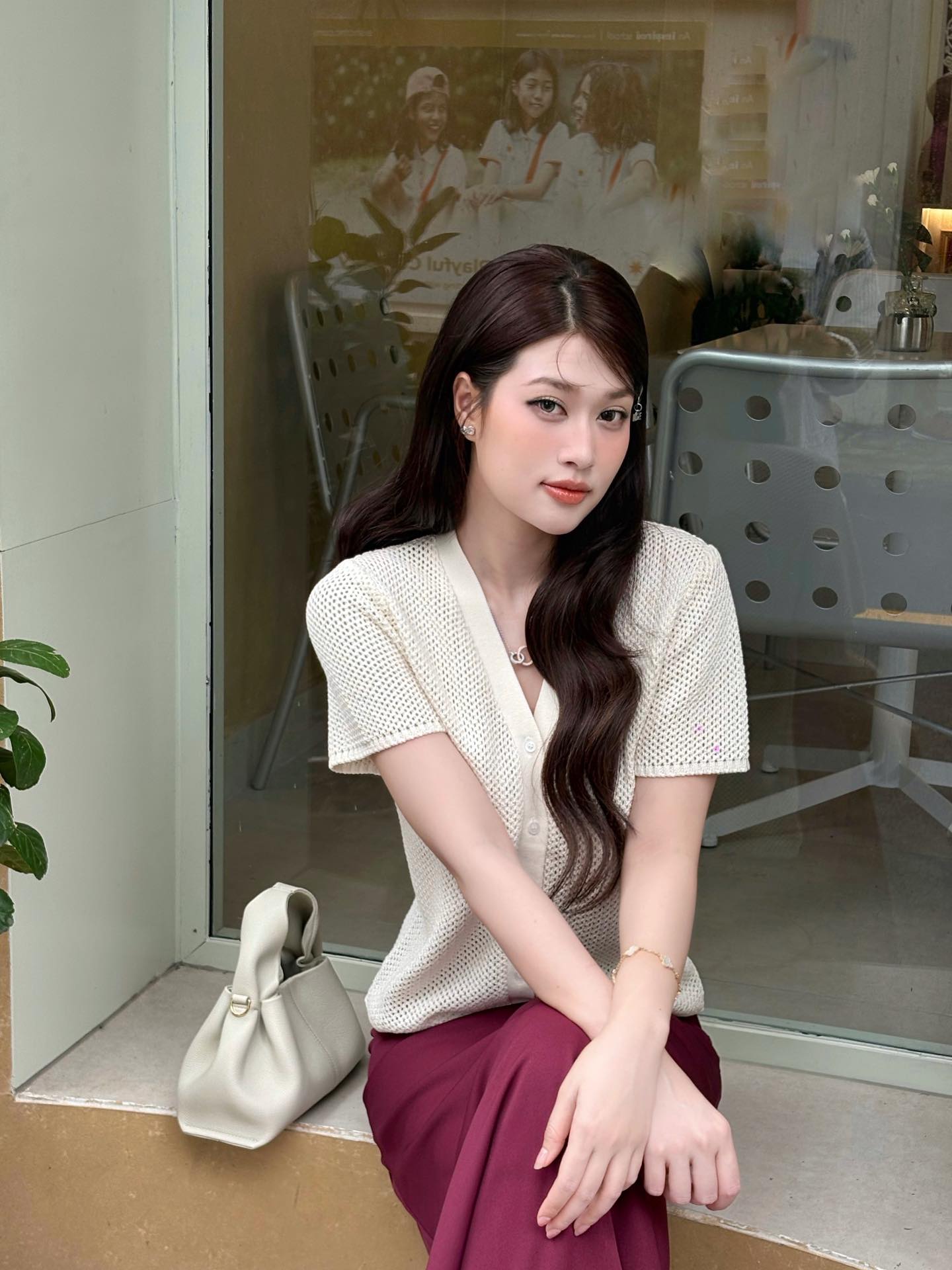 Style đối lập của Kỳ Duyên và Thiên Ân: Người cá tính, người mê diện váy điệu hết mức- Ảnh 8.