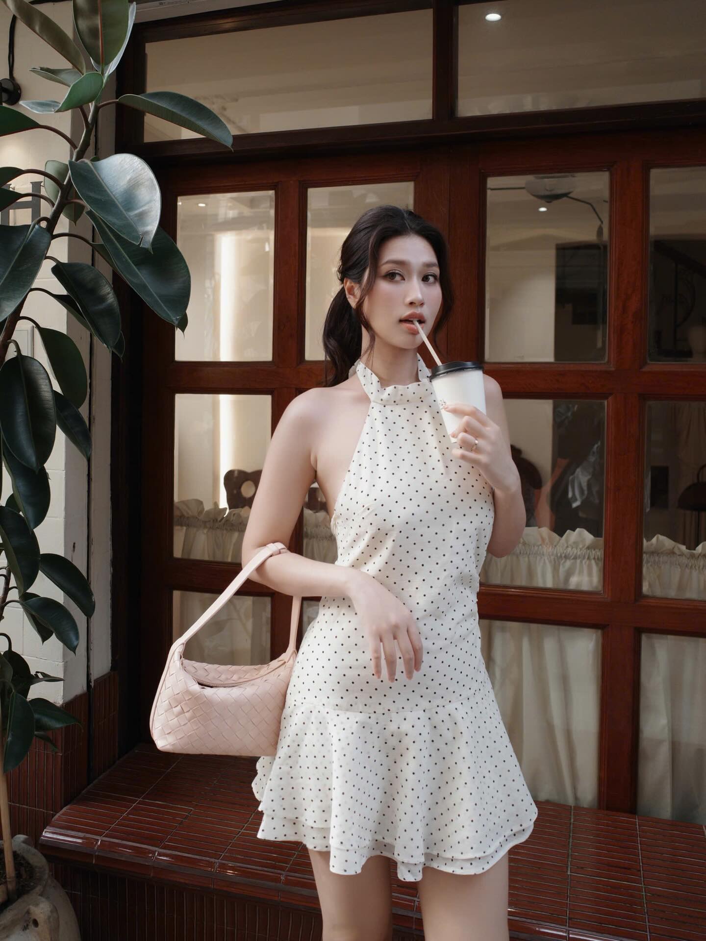 Style đối lập của Kỳ Duyên và Thiên Ân: Người cá tính, người mê diện váy điệu hết mức- Ảnh 12.