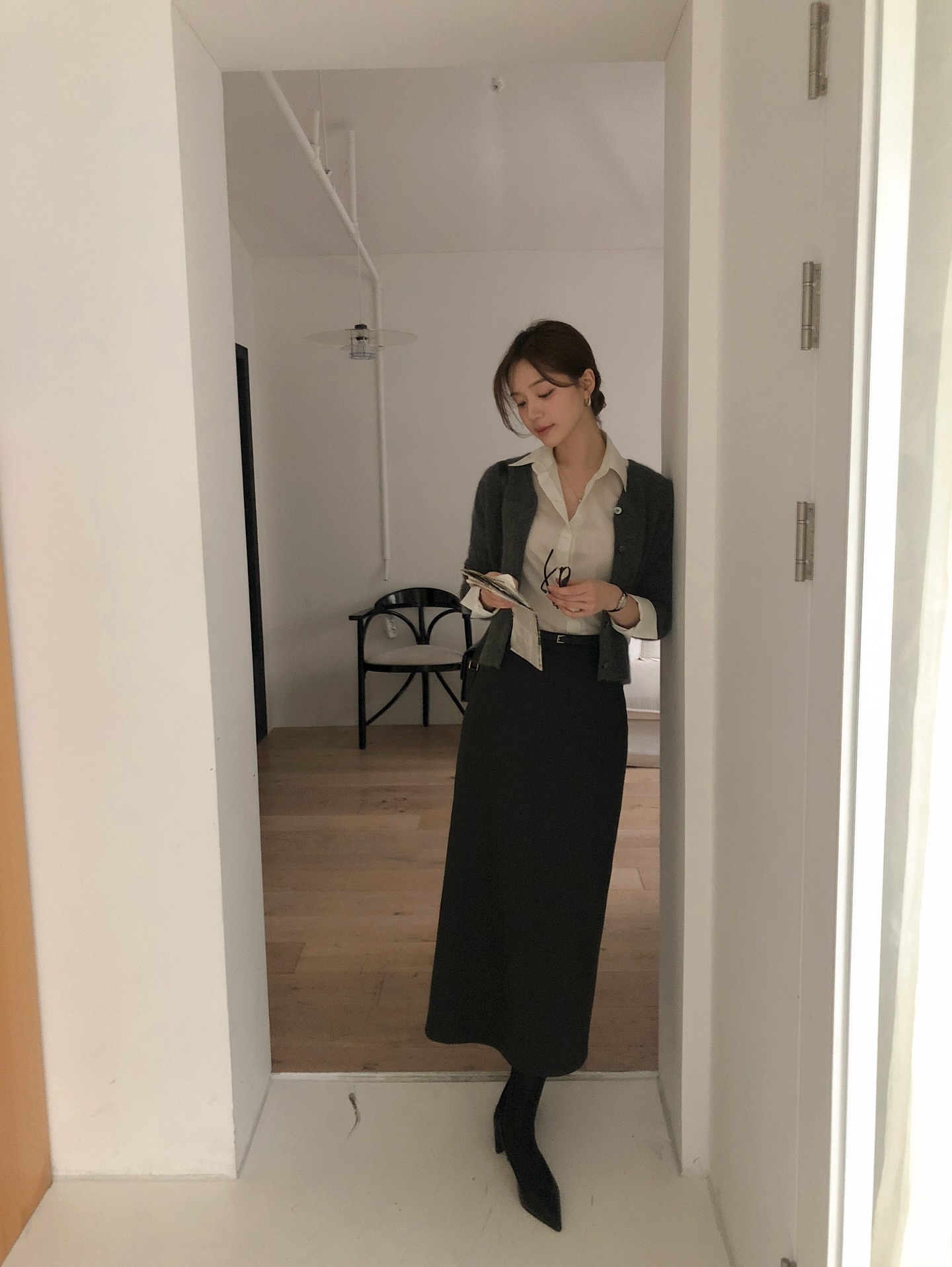 Có thể khẳng định đây là mẫu chân váy đáng sắm nhất 2026: Tinh tế và tôn dáng, đẹp mọi hoàn cảnh- Ảnh 5. Có thể khẳng định đây là mẫu chân váy đáng sắm nhất 2026: Tinh tế và tôn dáng, đẹp mọi hoàn cảnh- Ảnh 5.