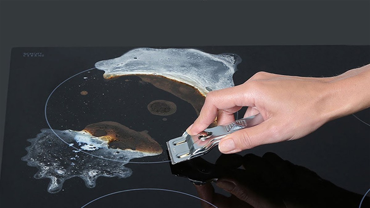 
Mẹo pha nước rửa bát + baking soda để tẩy vết khét trên bếp: Nghe hay nhưng sai bét, càng làm càng xước- Ảnh 3.