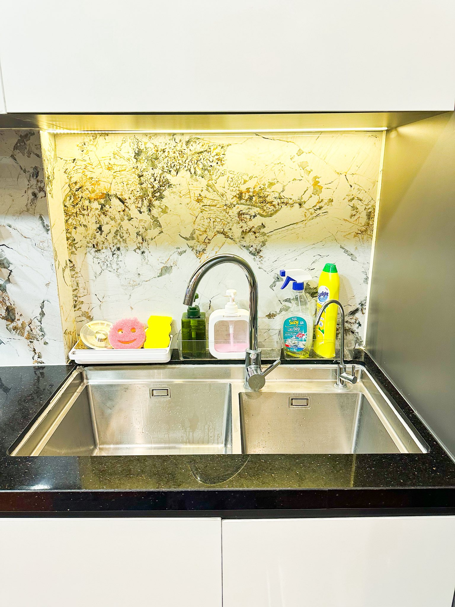 Mẹo dọn nhà "cuốn chiếu" chỉ 45 phút cho 6 tầng nhà của vợ đảm Hà Nội: Nhà thơm lừng, sạch từng ngóc ngách- Ảnh 6.