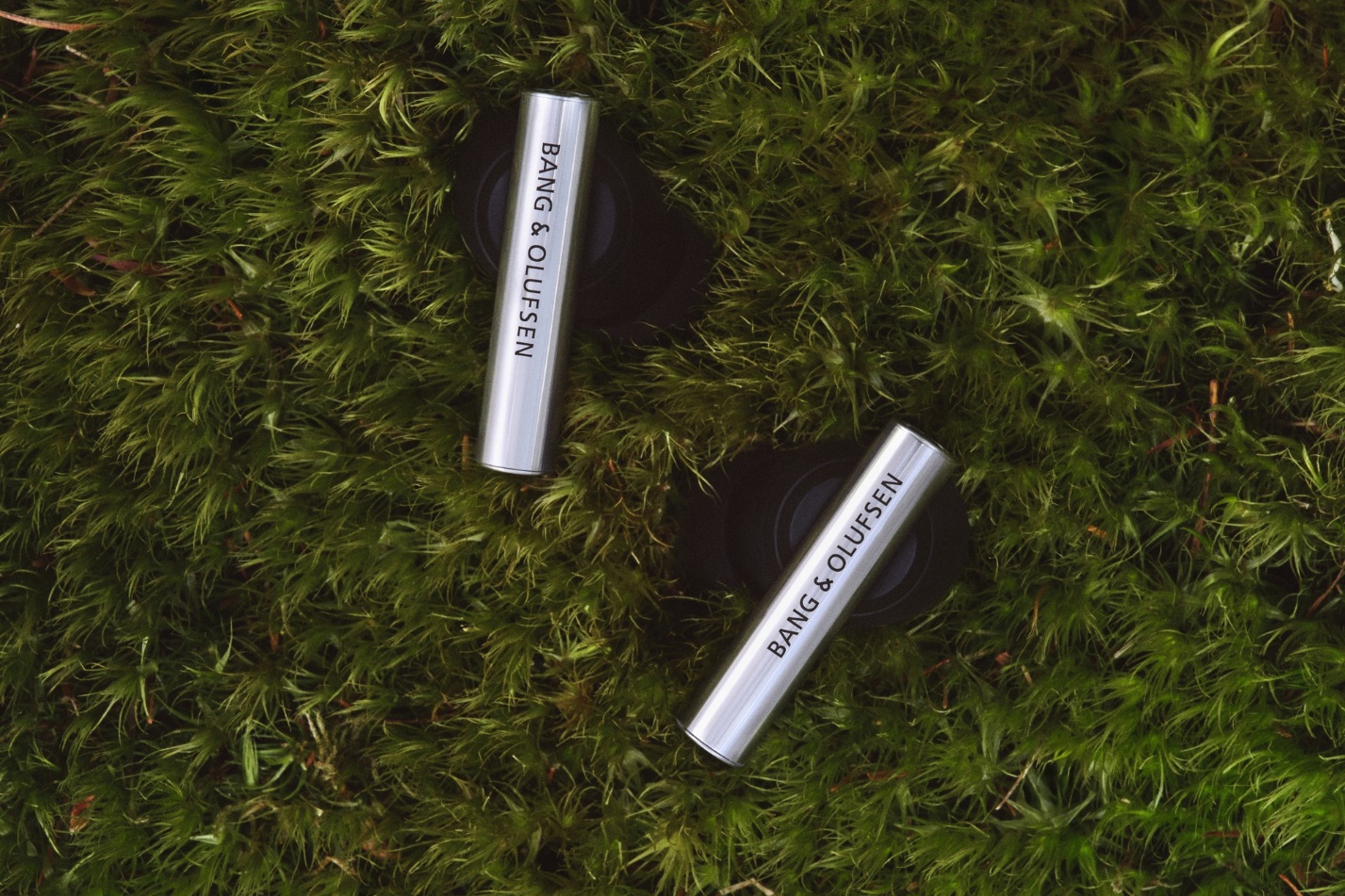 “Tri âm” xa xỉ mùa cuối năm từ Bang & Olufsen: earbuds thời trang với âm thanh không gian và cảm biến chạm tiên tiến- Ảnh 2.