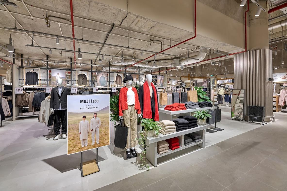 MUJI Hanoi Centre - Điểm đến không thể bỏ qua với tín đồ thời trang tối giản- Ảnh 3.