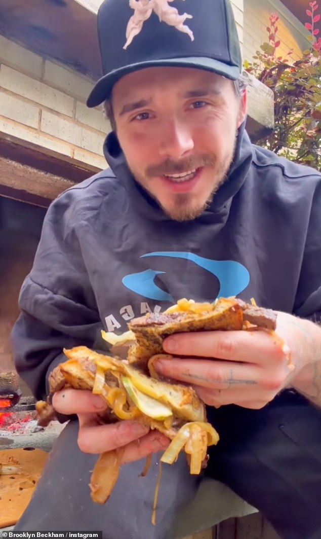 Sau nhiều tháng "chiến tranh lạnh", cậu út nhà Beckham dỗ dành anh cả cỡ này, drama lục đục gia đình sắp được hoá giải?- Ảnh 1. Sau nhiều tháng "chiến tranh lạnh", cậu út nhà Beckham dỗ dành anh cả cỡ này, drama lục đục gia đình sắp được hoá giải?- Ảnh 1.