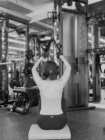 Đại mỹ nhân Son Ye Jin đã đẹp còn chăm tập gym, ngoài 40 body cực nuột nà, bảo sao Hyun Bin mê mệt- Ảnh 3. Đại mỹ nhân Son Ye Jin đã đẹp còn chăm tập gym, ngoài 40 body cực nuột nà, bảo sao Hyun Bin mê mệt- Ảnh 3.