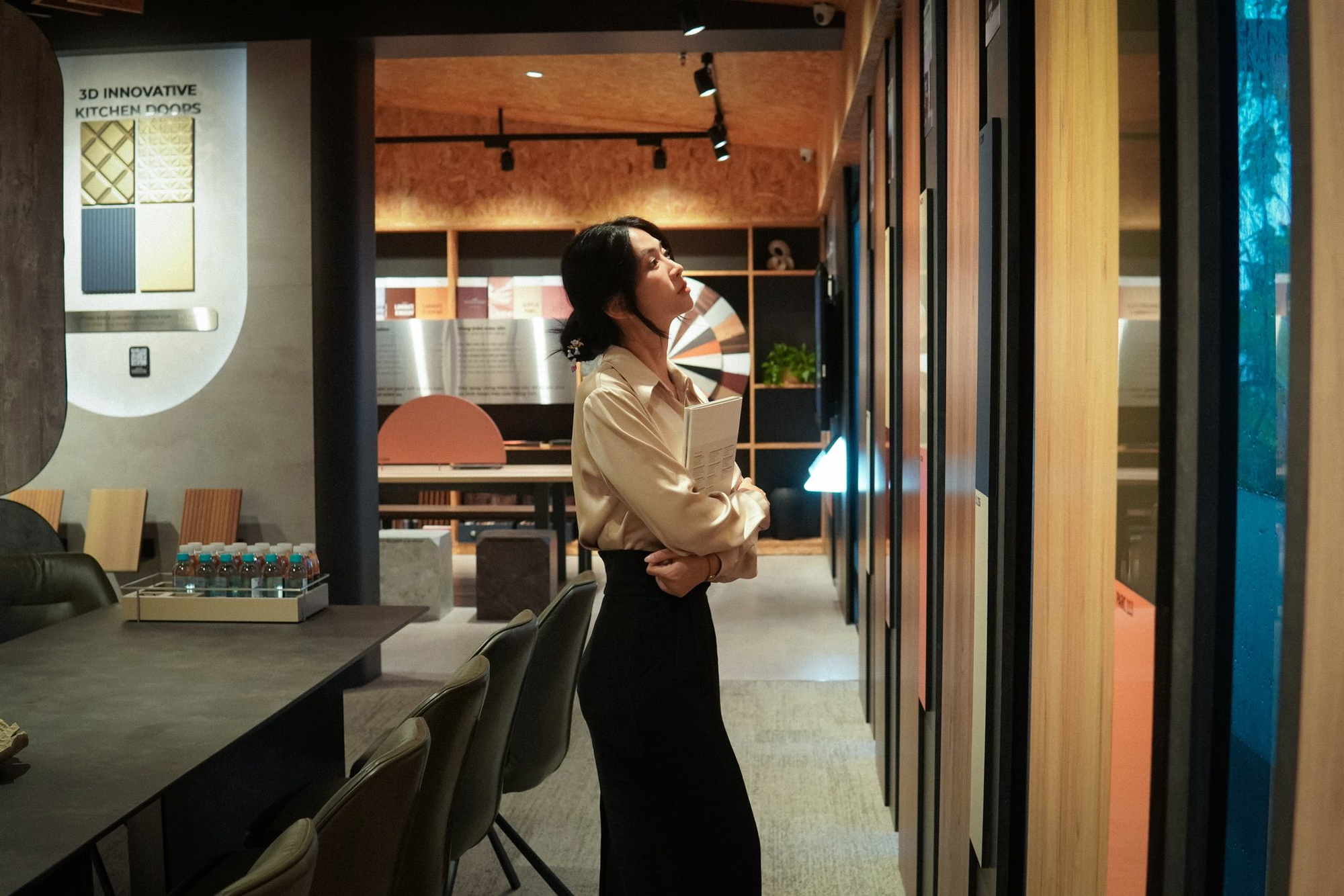 photo-1764729956536 photo-1764729956536