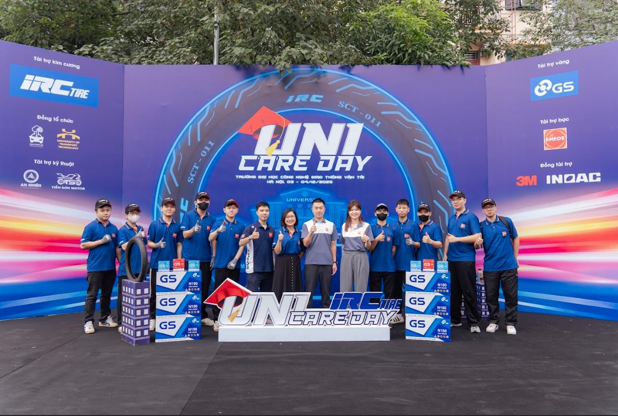 ENEOS thay nhớt miễn phí cho sinh viên Công nghệ Giao thông Vận tải trong Uni Care Day- Ảnh 2.