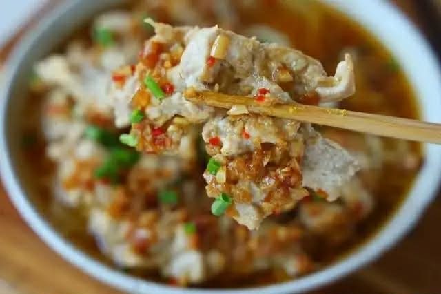 Món hấp mẹ làm đã "hạ gục" cả nhà tôi bởi không ngờ sự kết hợp 2 nguyên liệu đó lại ngon tuyệt vời thế- Ảnh 6.