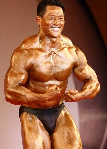 Nhìn bức ảnh này mới hiểu vì sao có câu "đẹp như Lý Đức", "khoẻ như Lý Đức"- Ảnh 3.