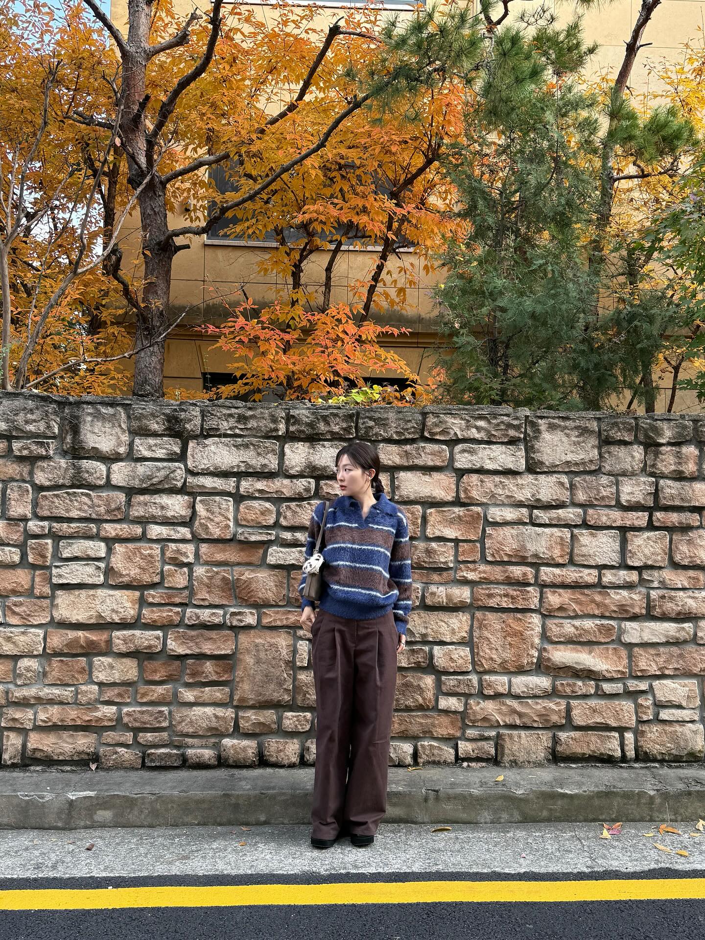 Sao Hàn có chiều cao khiêm tốn thường diện 5 item để luôn sành điệu, tôn dáng- Ảnh 5. Sao Hàn có chiều cao khiêm tốn thường diện 5 item để luôn sành điệu, tôn dáng- Ảnh 5.