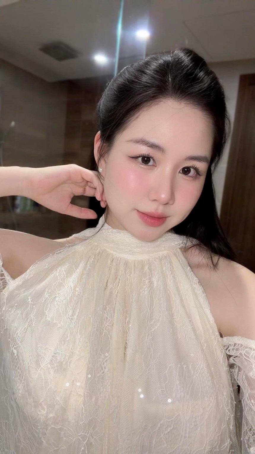 Bán sầu riêng có thiếu gia bán vàng vào "cua": Mỹ nhân Hà Nội cưới "cả nước" xem, giờ mở mắt là thấy vàng- Ảnh 10.