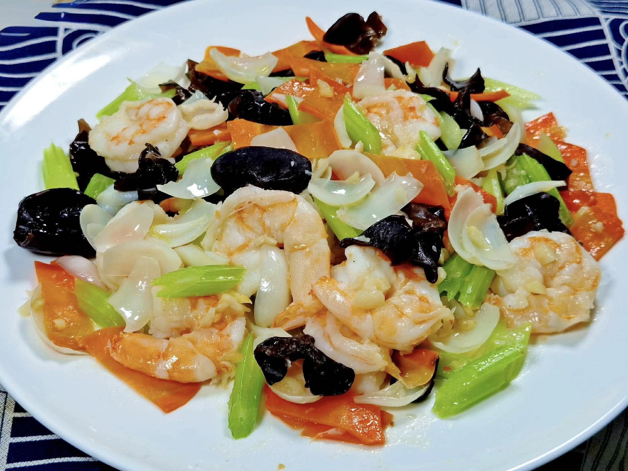 3 loại rau dưỡng phổi, dễ nấu lại ngon miệng: Ăn nhiều hơn vào mùa đông vì đúng mùa, tươi sạch và giàu dinh dưỡng- Ảnh 7.