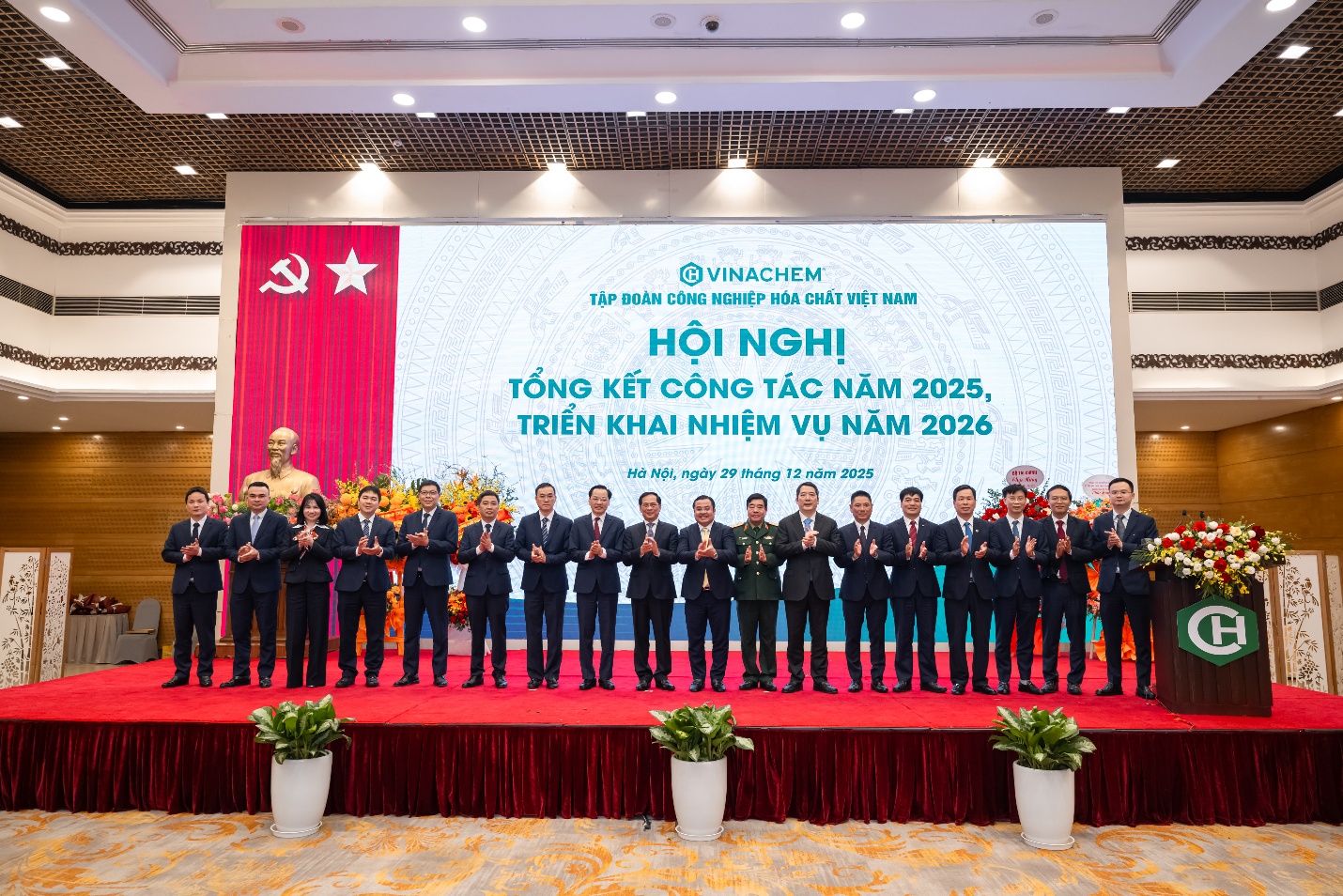 Vinachem là đơn vị Nòng cốt – Dẫn dắt – Tiên phong của Ngành Hóa chất trong kỷ nguyên mới- Ảnh 4.