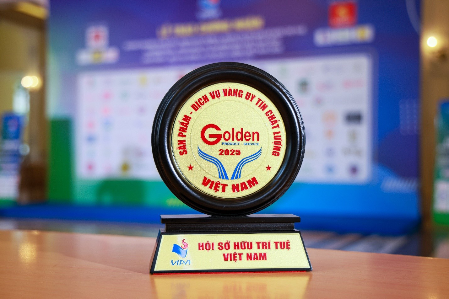 Herbalife Việt Nam đạt giải thưởng “Thương Hiệu, Nhãn Hiệu Uy Tín Hàng Đầu Việt Nam” 2025- Ảnh 1.