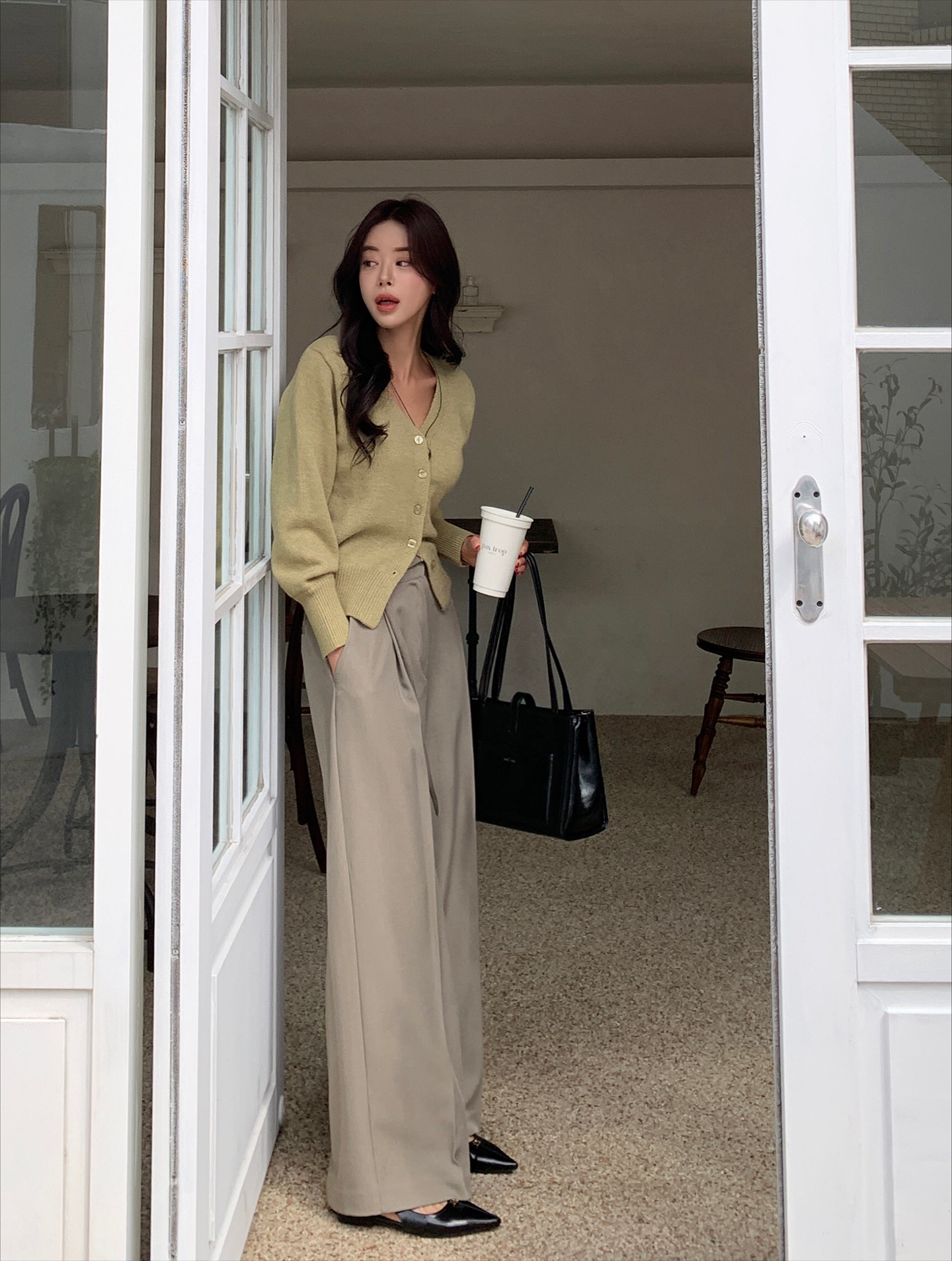 4 cách mặc áo len siêu sang chảnh, trời càng lạnh càng phải ghim- Ảnh 5.