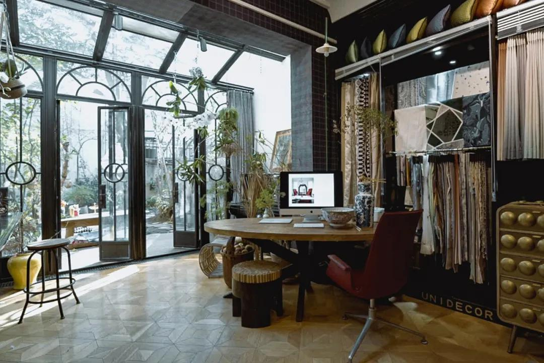 Thuê nhà nhỏ vẫn sống như biệt thự: Mẹ đơn thân biến ban công - sân hẹp thành khu vườn xanh mướt- Ảnh 1.