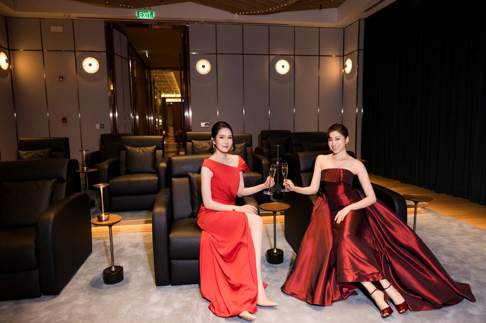 Theo chân Sao Việt trải nghiệm "sống hàng hiệu" tại Grand Marina Saigon- Ảnh 2.